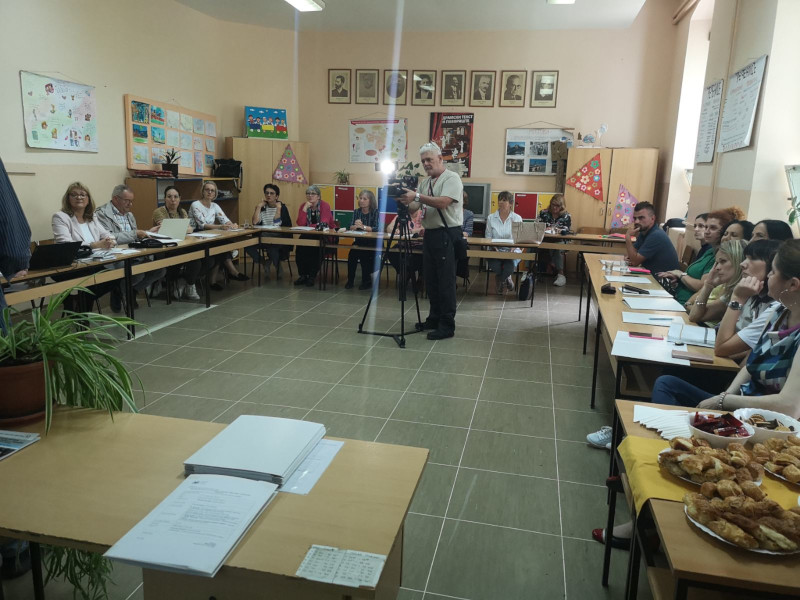 IMG 1fe0b5eee1798835fea3738a376b8f23 V